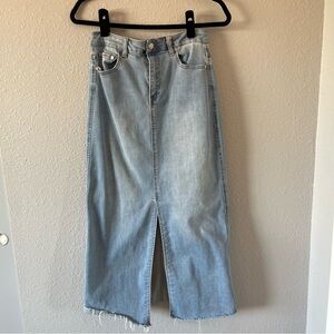 OAT Light Wash Denim Capsule Midi Skirt Front Slit Raw Hem Women’s Size 4 / 27
